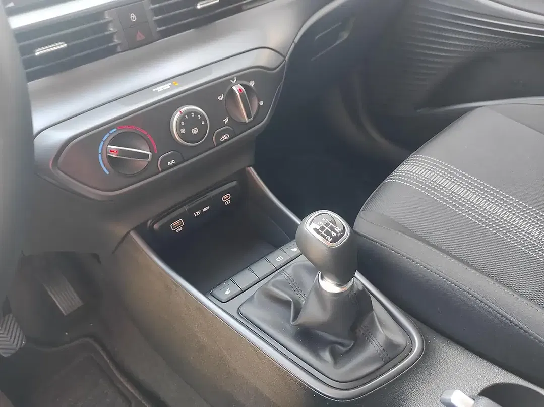 Hyundai i20 - Thumbnail 14