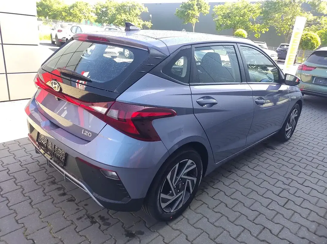 Hyundai i20 - Thumbnail 4