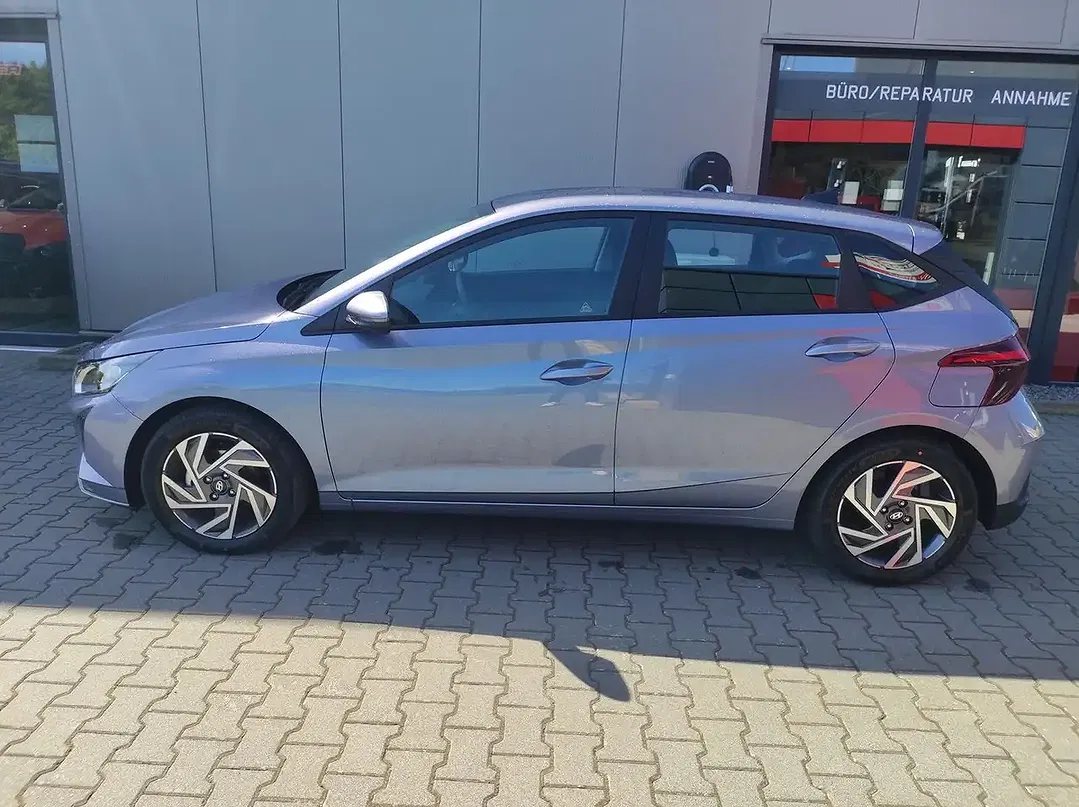 Hyundai i20 - Thumbnail 7