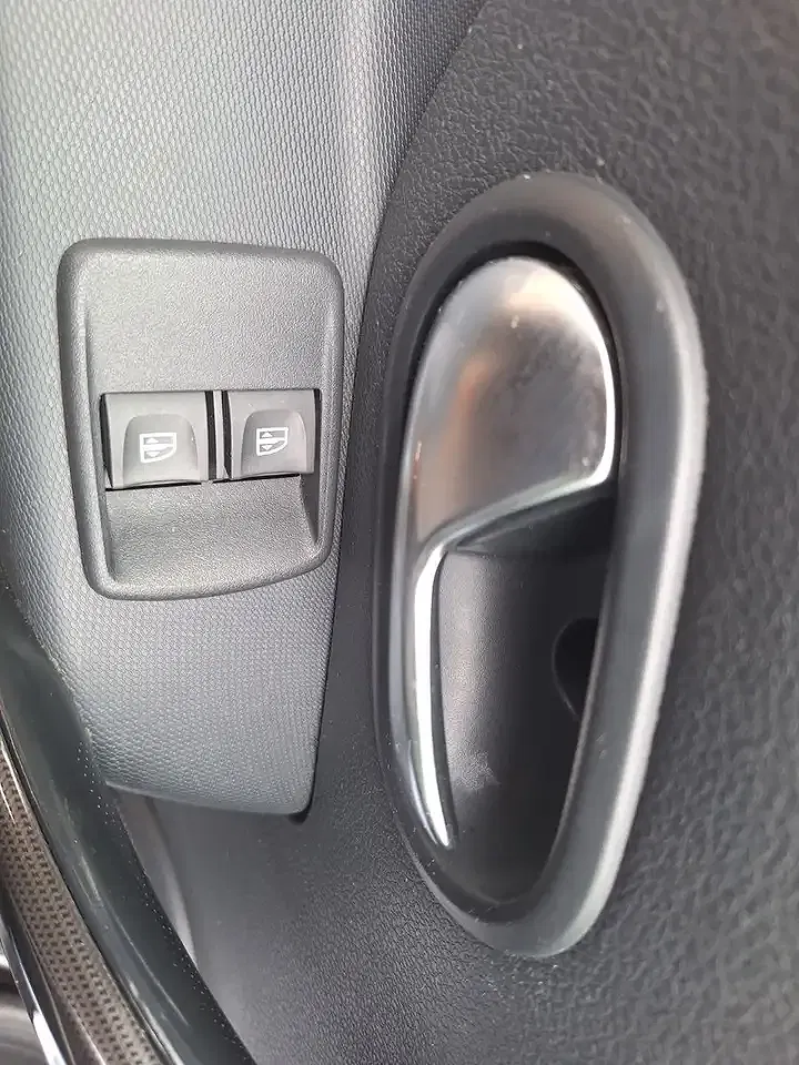 Dacia Logan - Thumbnail 8