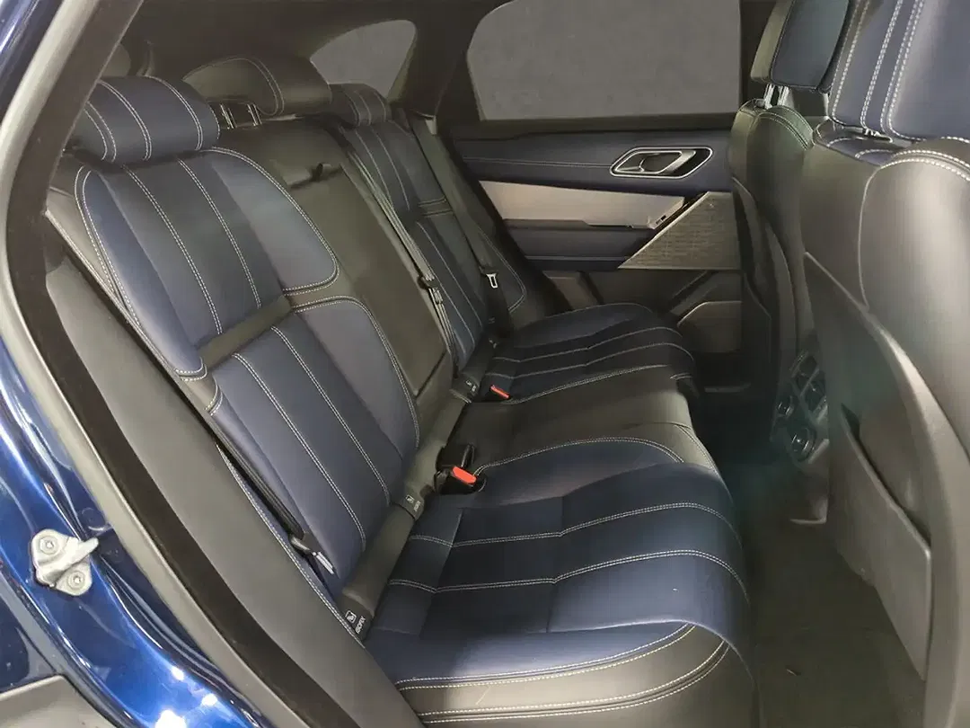 Land Rover Range Rover Velar - Thumbnail 12
