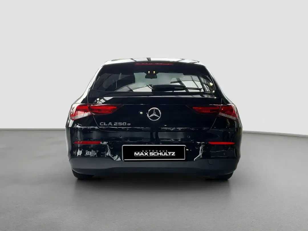 Mercedes-Benz CLA 250 - Thumbnail 4