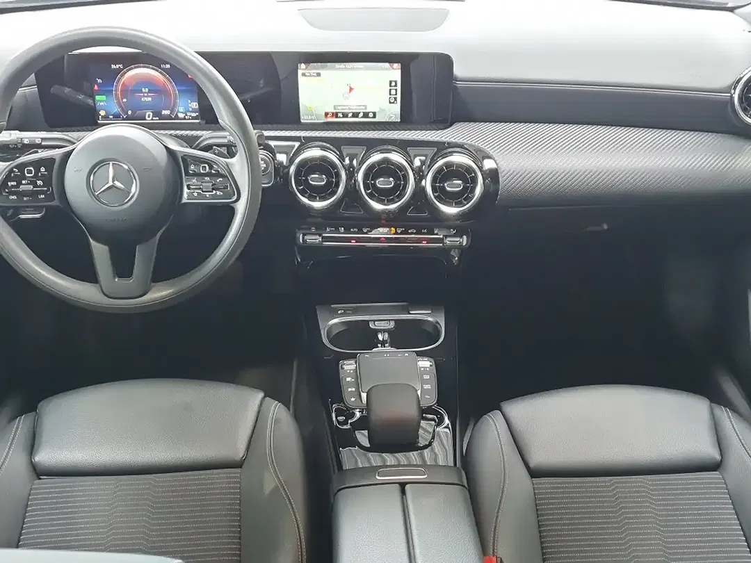 Mercedes-Benz CLA 250 - Thumbnail 6