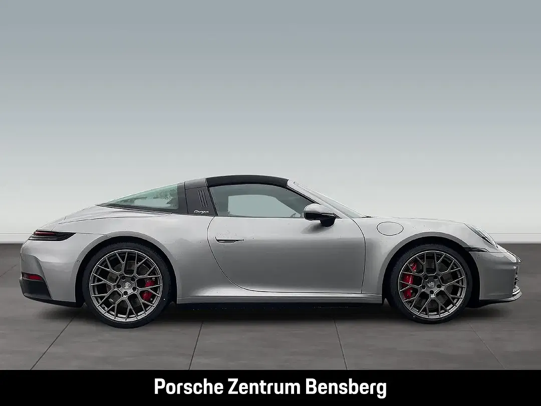 Porsche 911 - Thumbnail 5