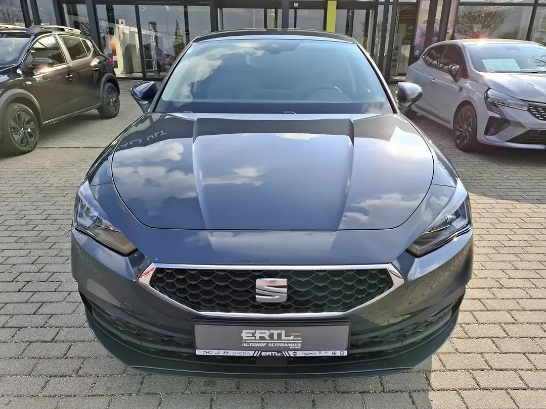 SEAT Leon - Thumbnail 3