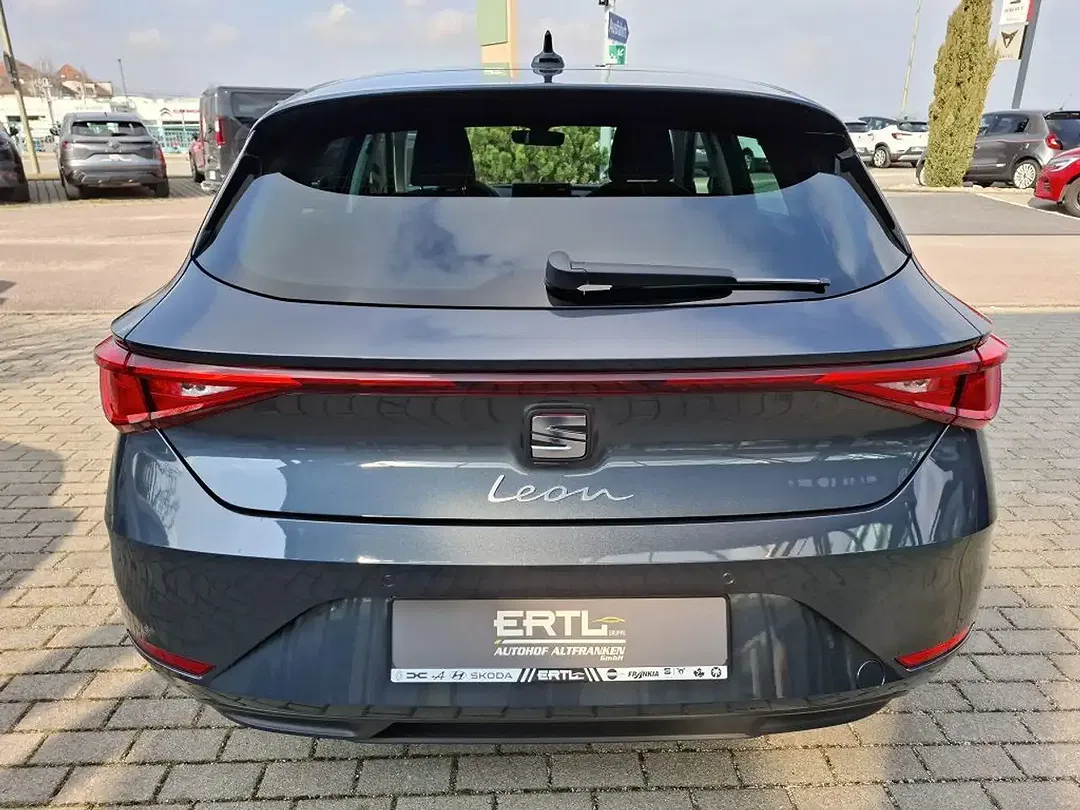 SEAT Leon - Thumbnail 8