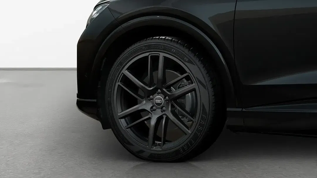Audi Q4 e-tron - Thumbnail 8