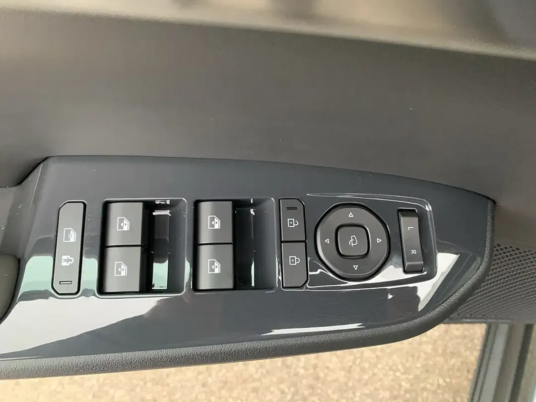 Kia EV5 - Thumbnail 5