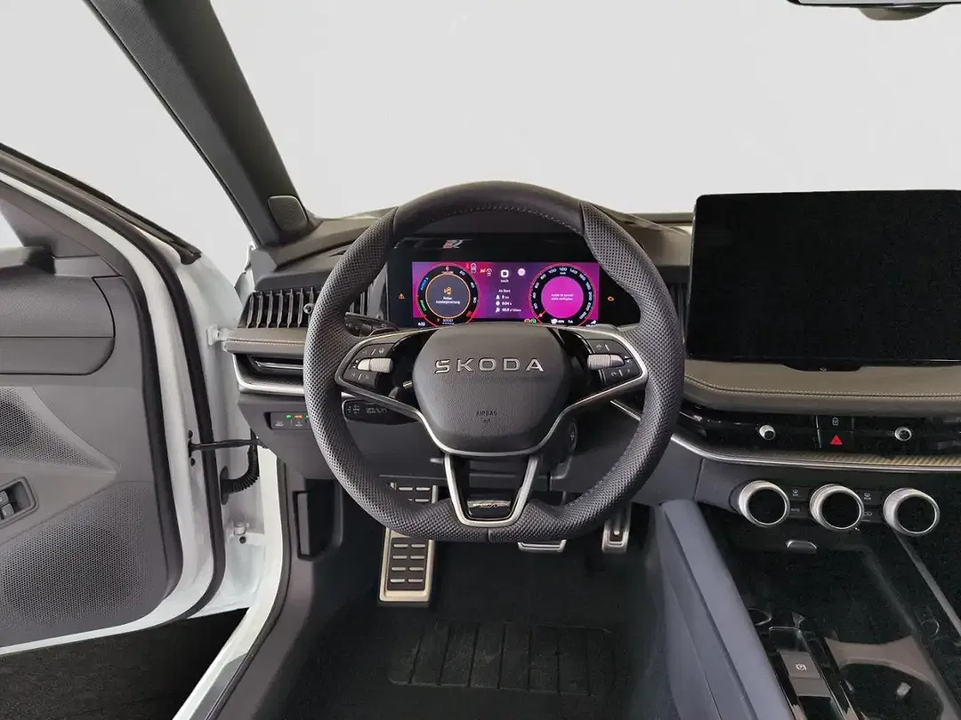 Skoda Superb - Thumbnail 12