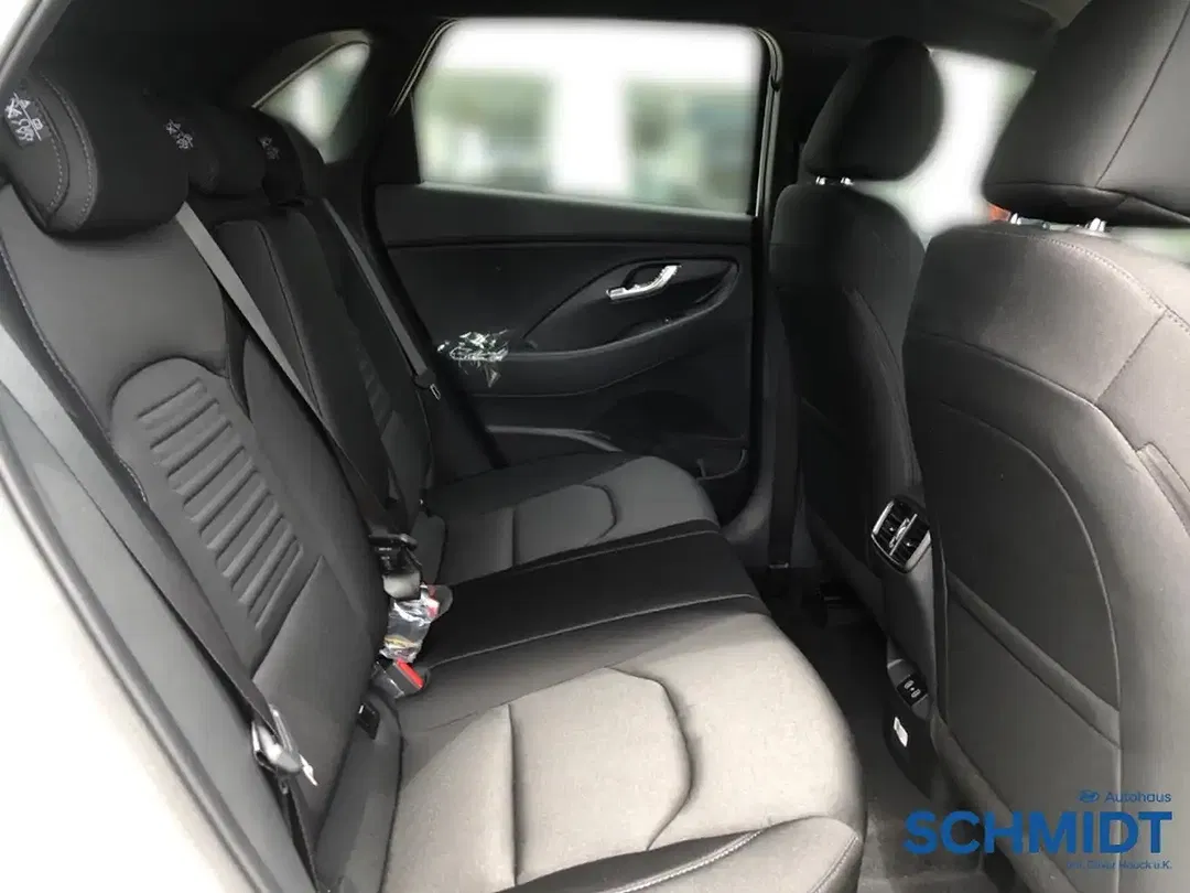 Hyundai i30 - Thumbnail 13