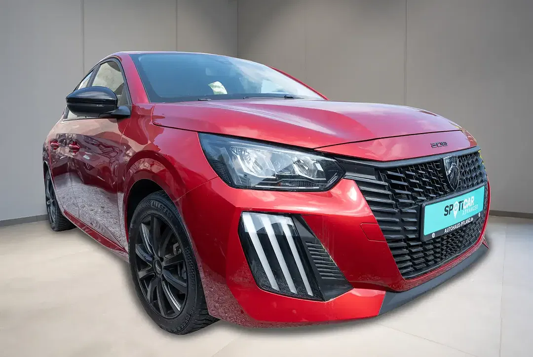 Peugeot 208 - Thumbnail 2