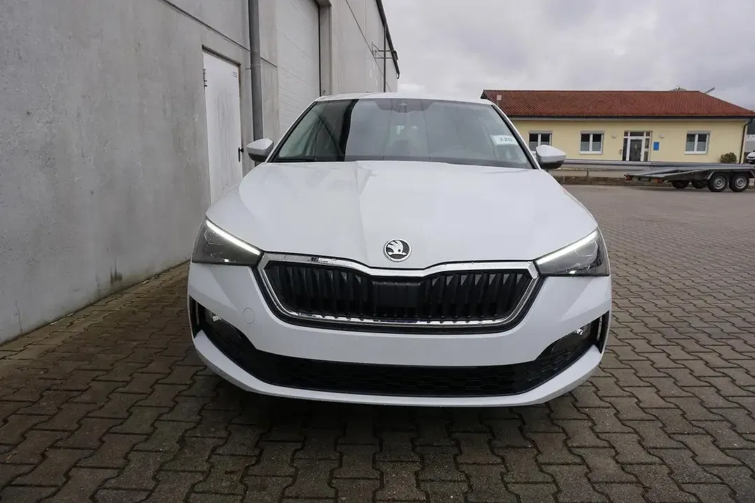 Skoda Scala - Thumbnail 5