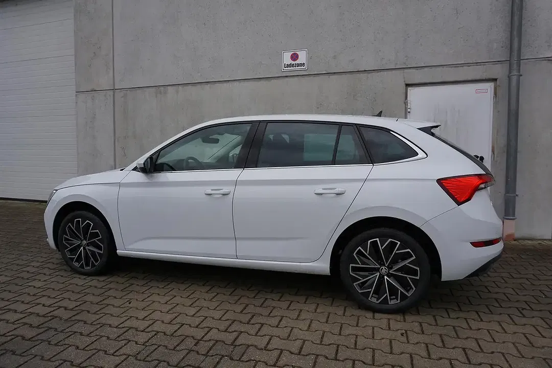 Skoda Scala - Thumbnail 6