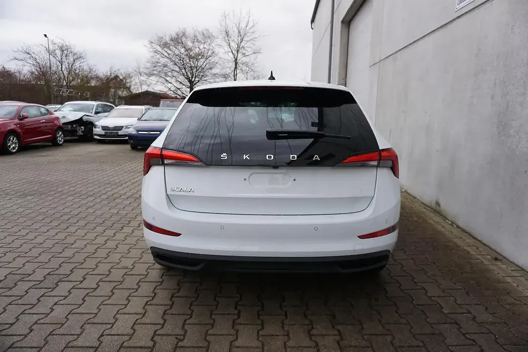 Skoda Scala - Thumbnail 7