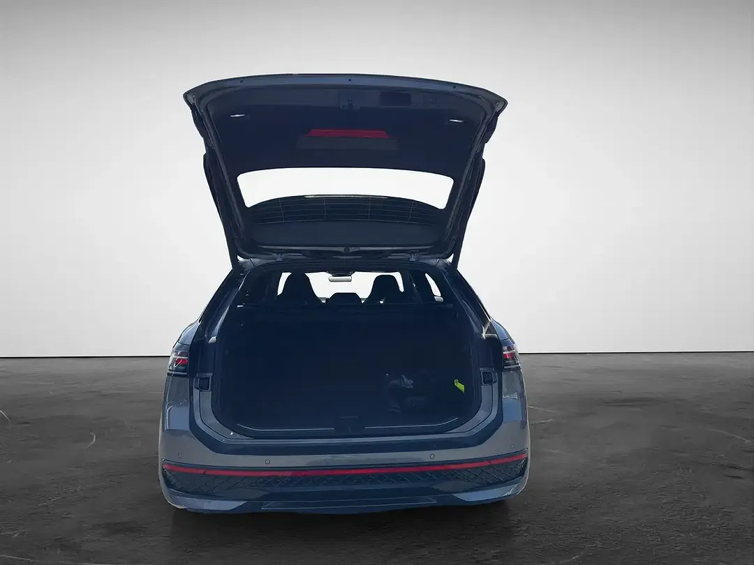 Volkswagen Passat Variant - Thumbnail 11