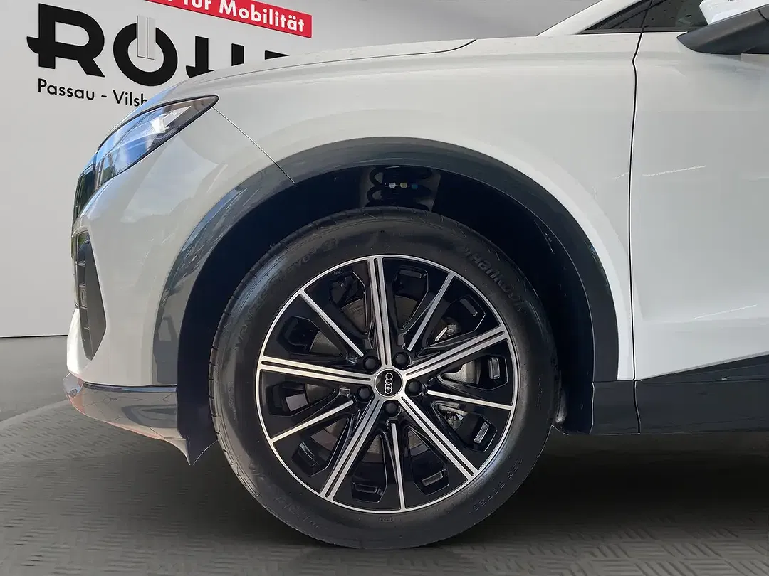 Audi Q4 e-tron - Thumbnail 14