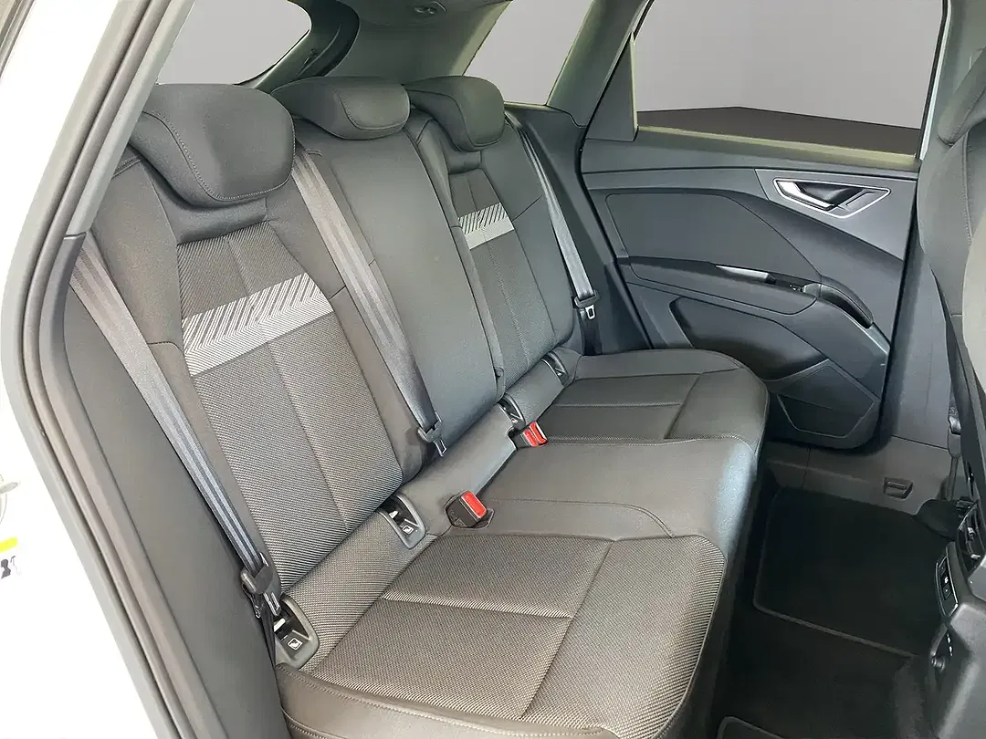 Audi Q4 e-tron - Thumbnail 7