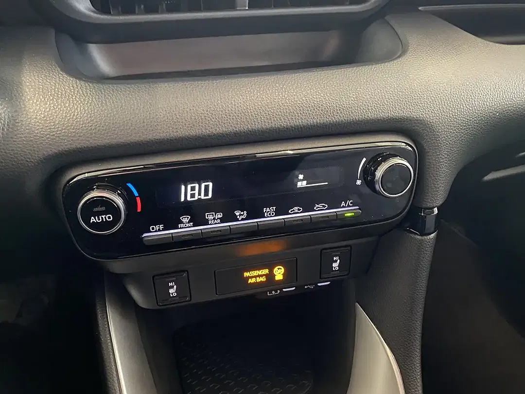 Mazda 2 - Thumbnail 10