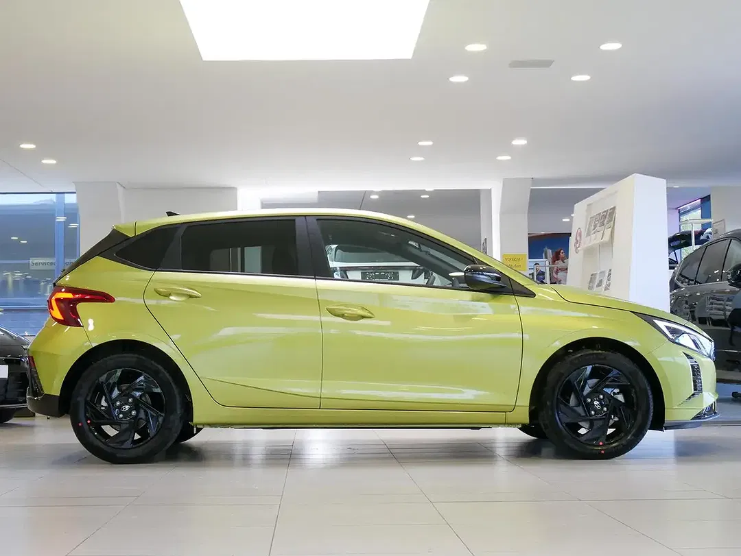 Hyundai i20 - Thumbnail 10