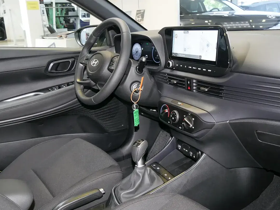 Hyundai i20 - Thumbnail 3