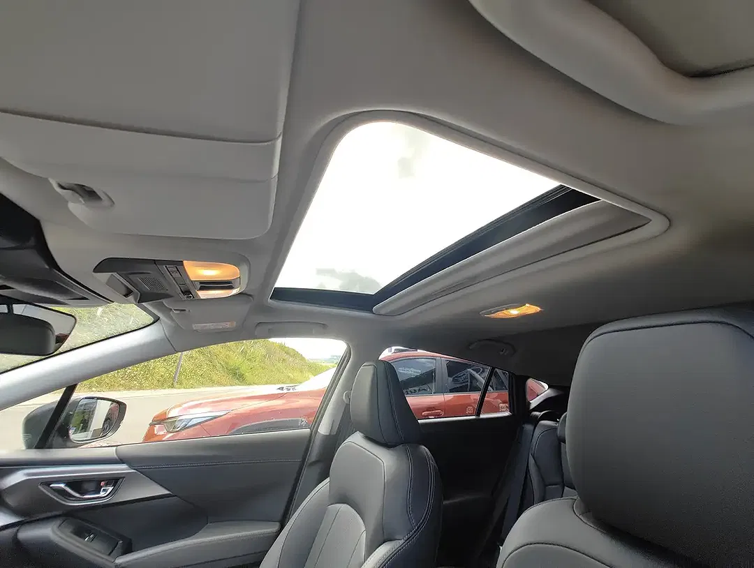 Subaru Impreza - Thumbnail 8