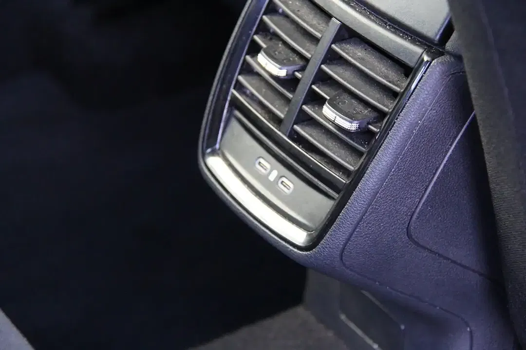 Skoda Kamiq - Thumbnail 20