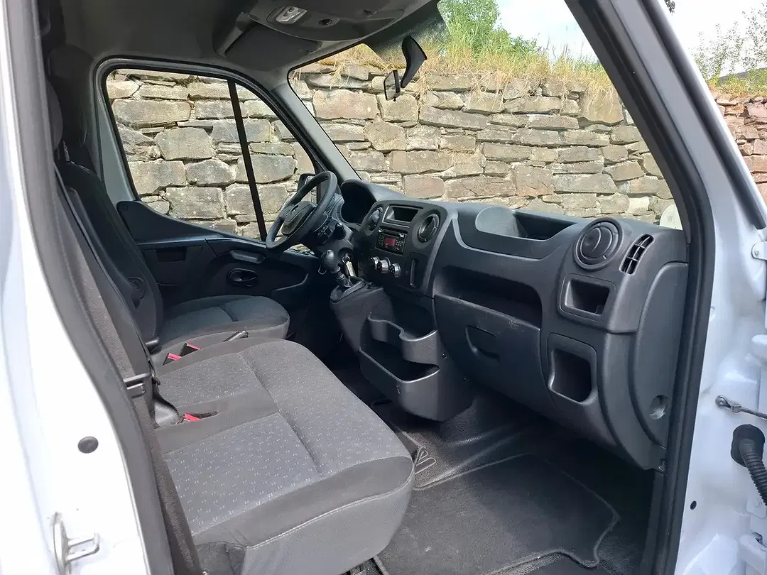 Opel Movano - Thumbnail 11
