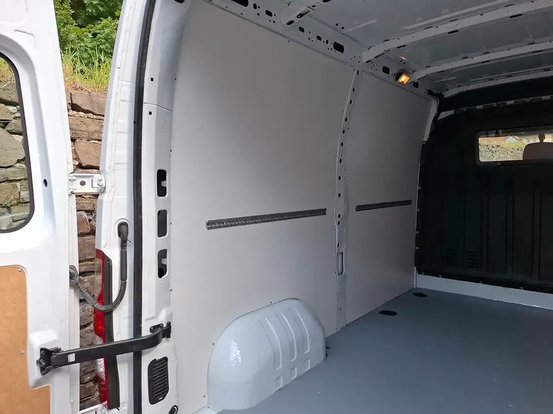 Opel Movano - Thumbnail 8