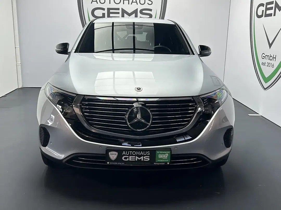 Mercedes-Benz EQC 400 - Thumbnail 2