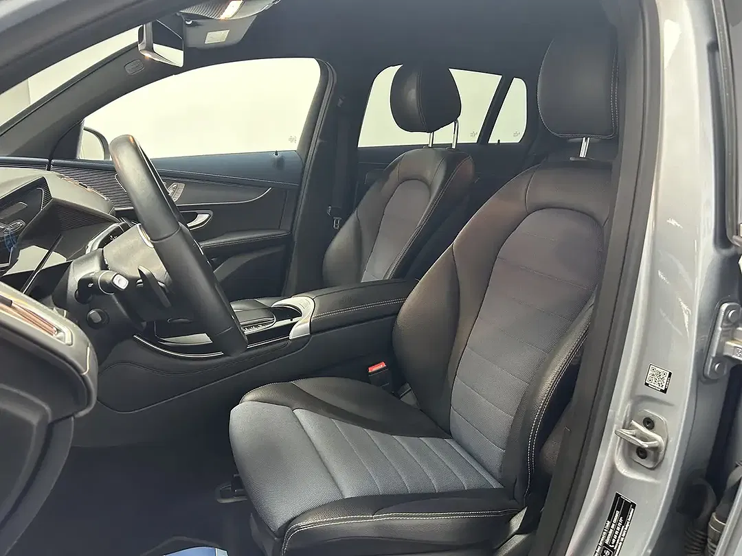 Mercedes-Benz EQC 400 - Thumbnail 8