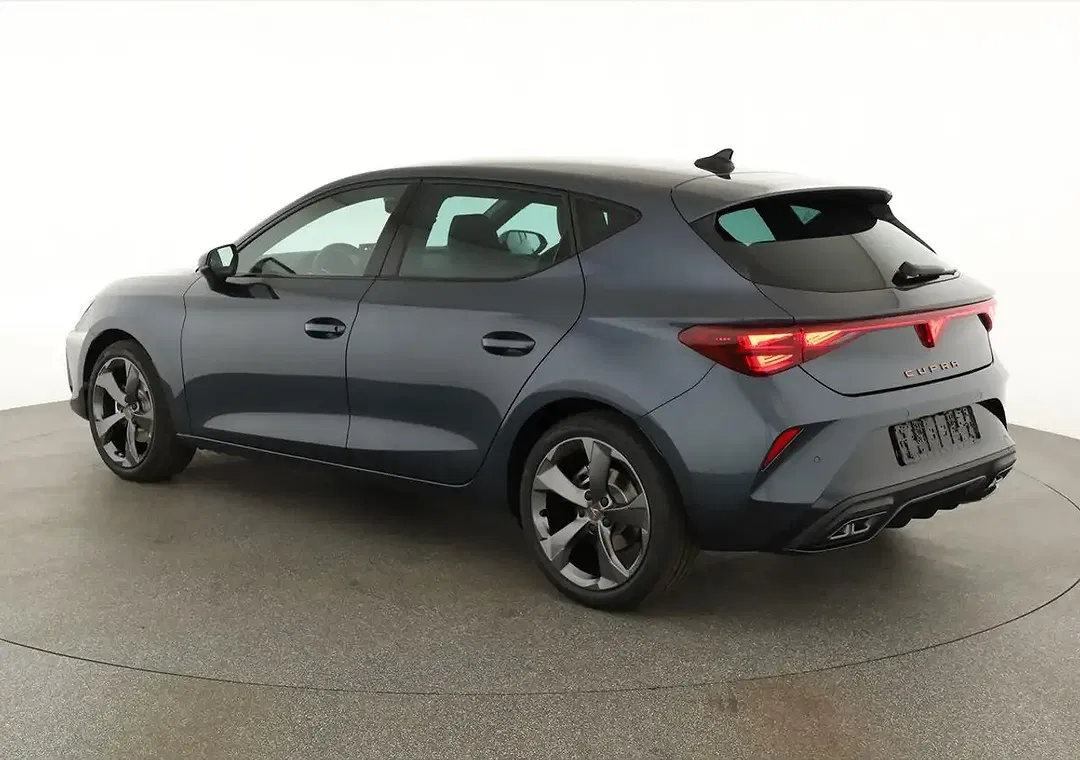 CUPRA Leon - Thumbnail 4
