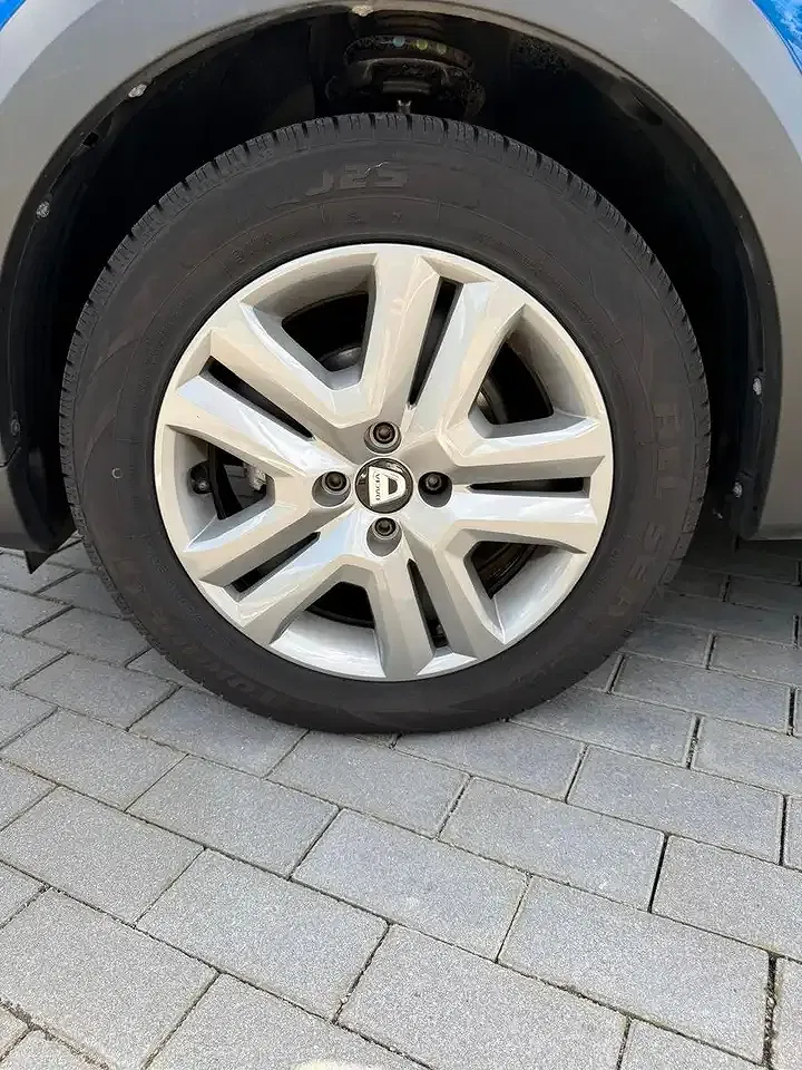 Dacia Sandero - Thumbnail 11