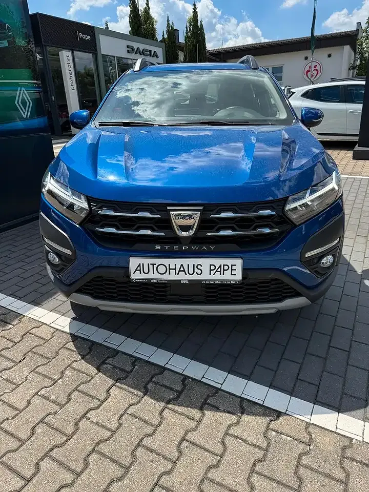 Dacia Sandero - Thumbnail 2