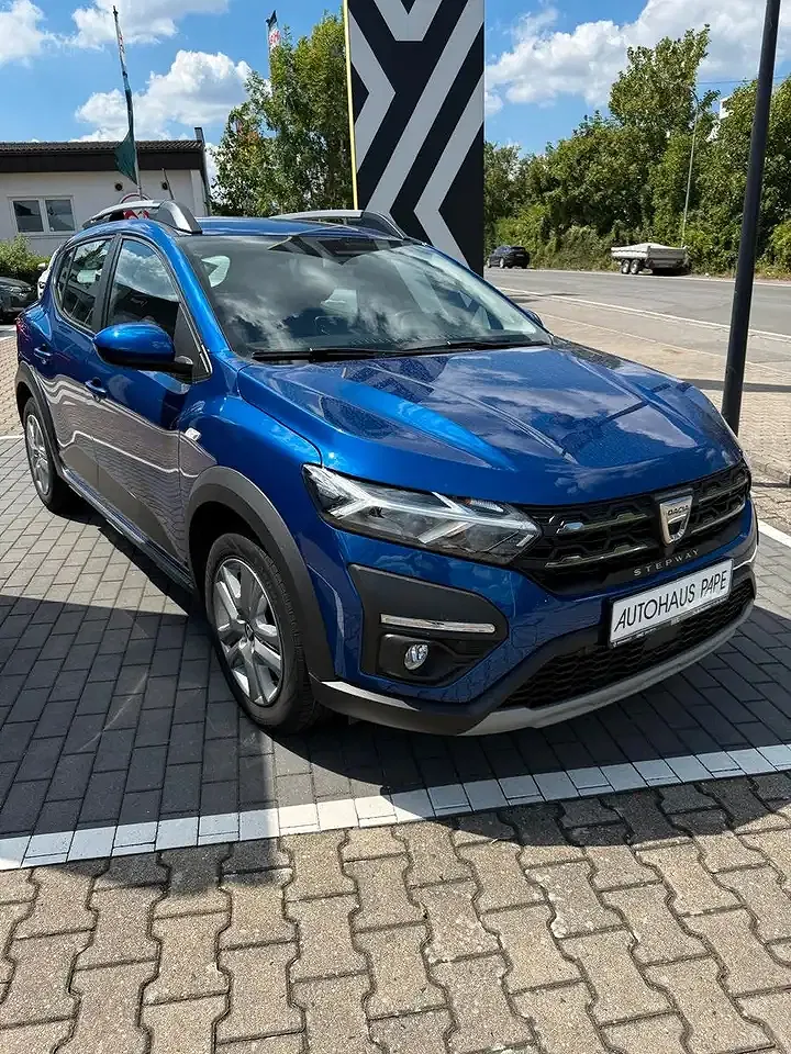 Dacia Sandero - Thumbnail 3