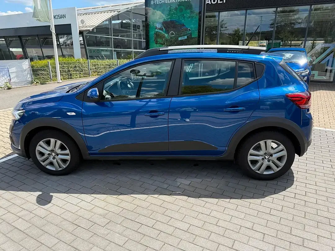 Dacia Sandero - Thumbnail 4