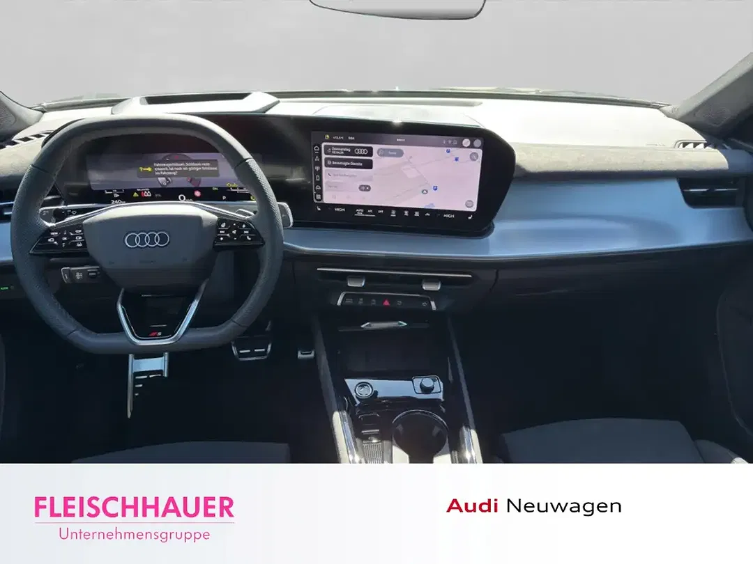 Audi Q3 - Thumbnail 11