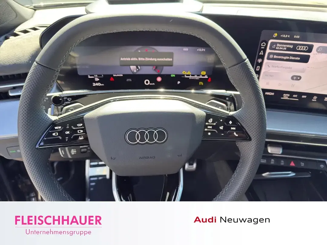 Audi Q3 - Thumbnail 7
