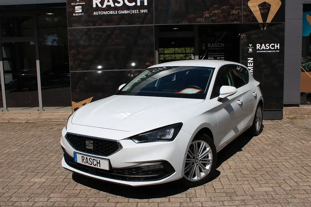 SEAT Leon - Thumbnail 1