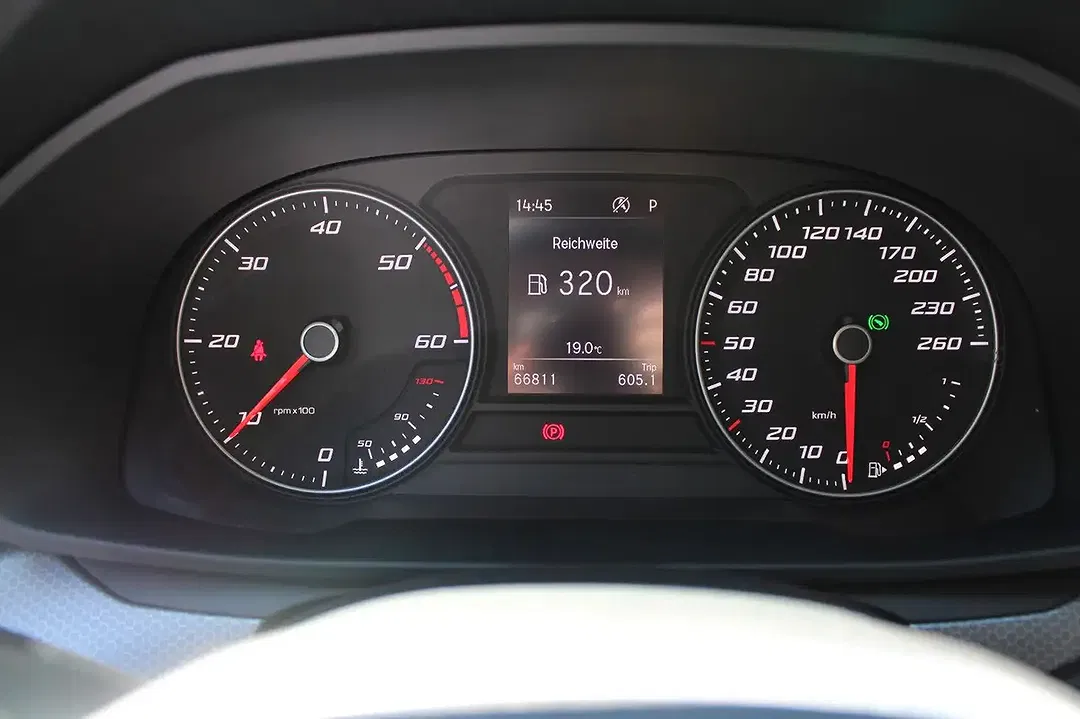 SEAT Leon - Thumbnail 10