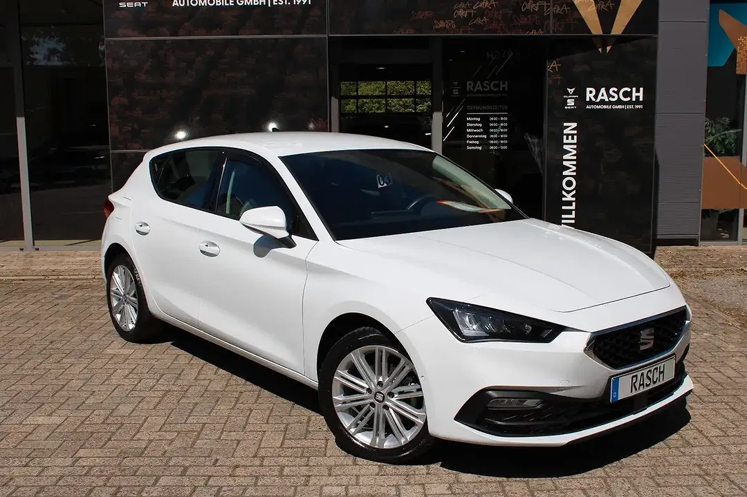 SEAT Leon - Thumbnail 2