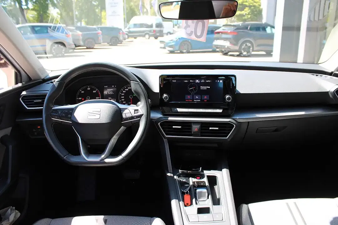 SEAT Leon - Thumbnail 8