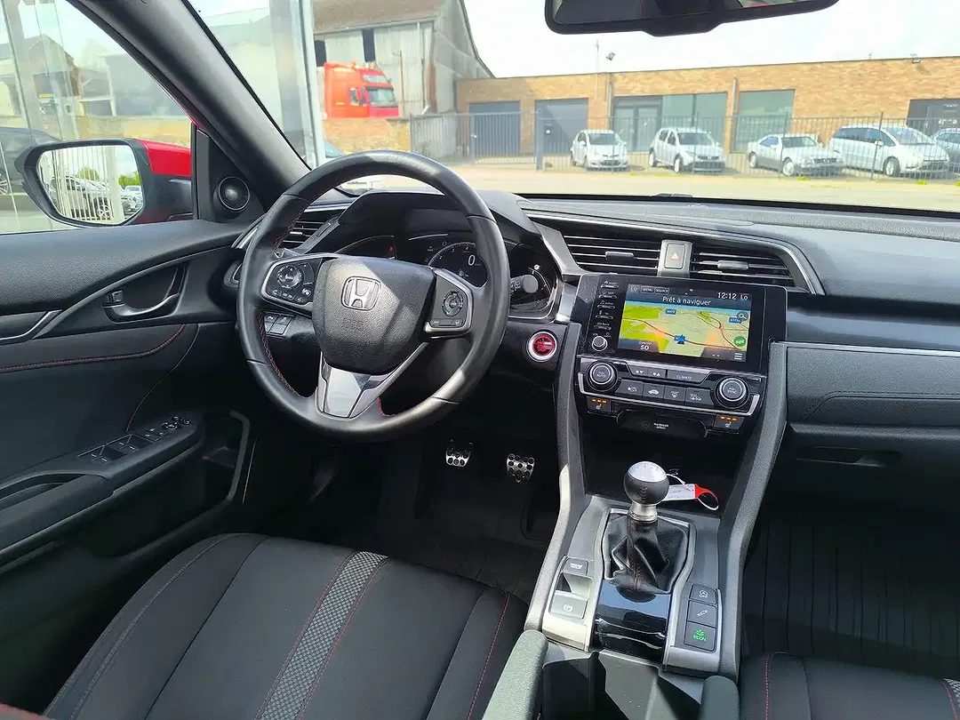 Honda Civic - Thumbnail 13