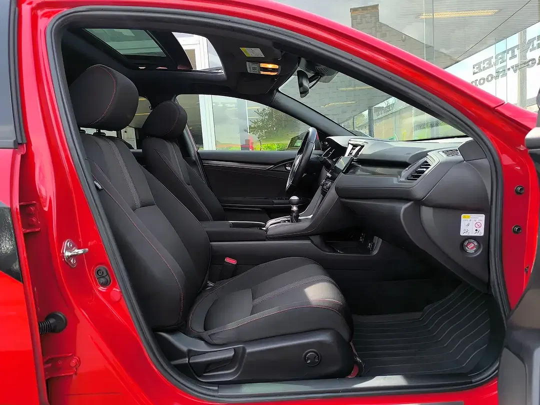 Honda Civic - Thumbnail 14