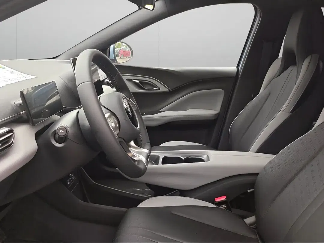 BYD Dolphin - Thumbnail 9