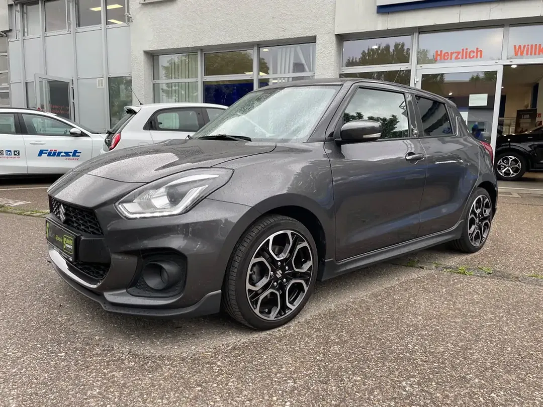 Suzuki Swift - Thumbnail 1