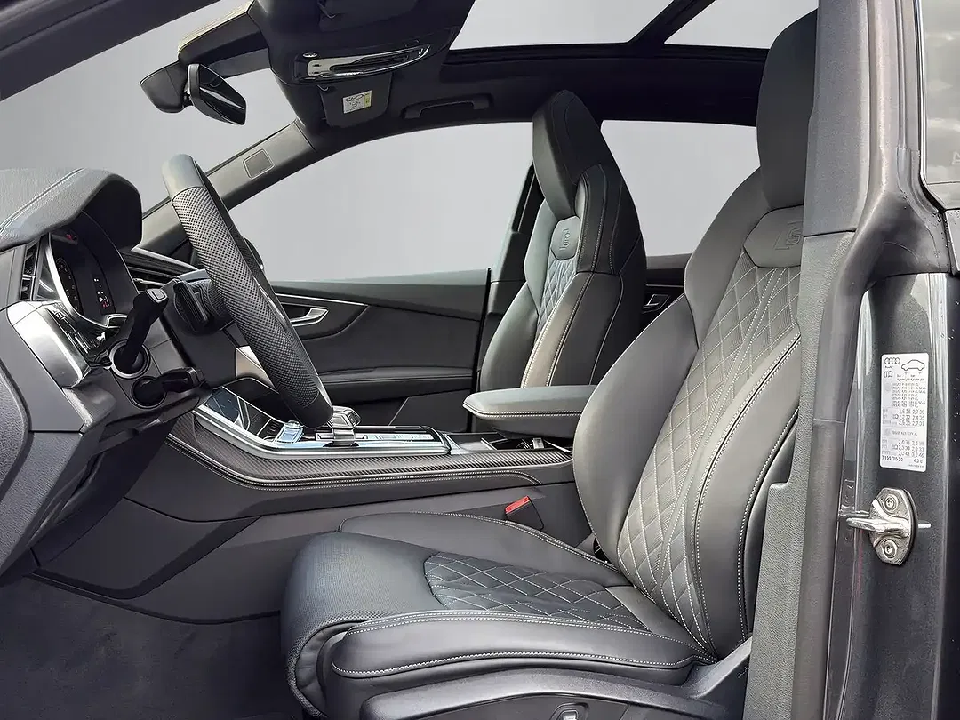 Audi Q8 - Thumbnail 6