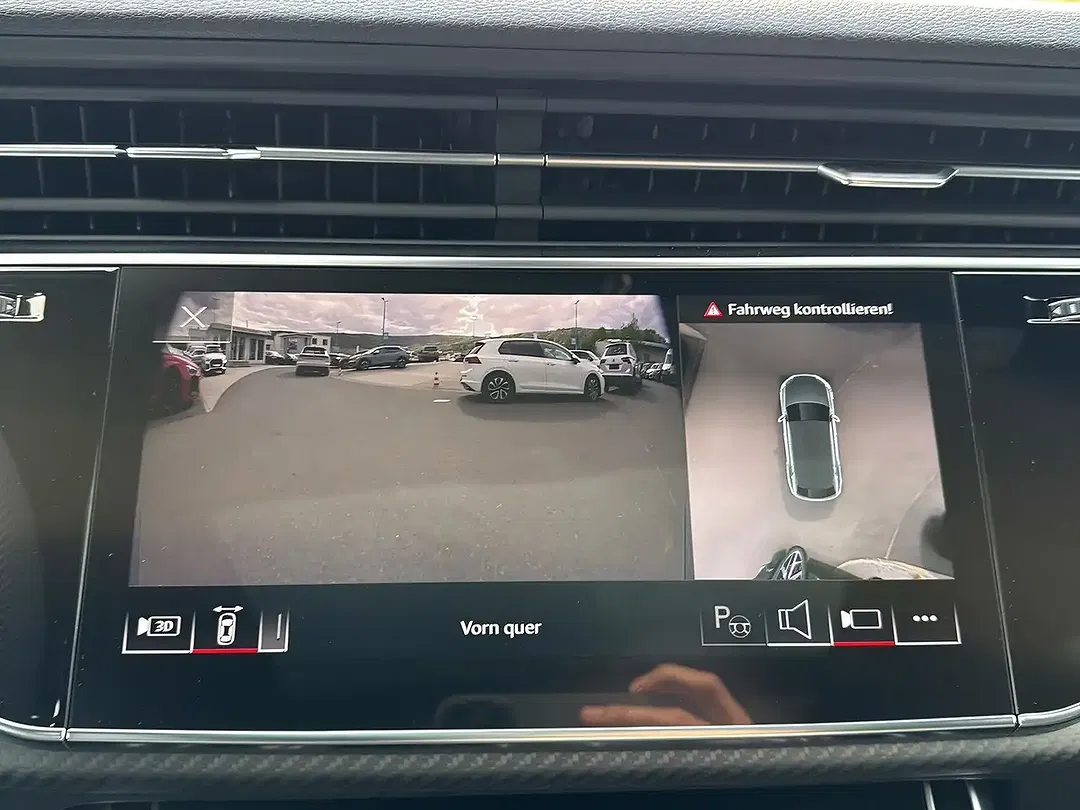 Audi Q8 - Thumbnail 9