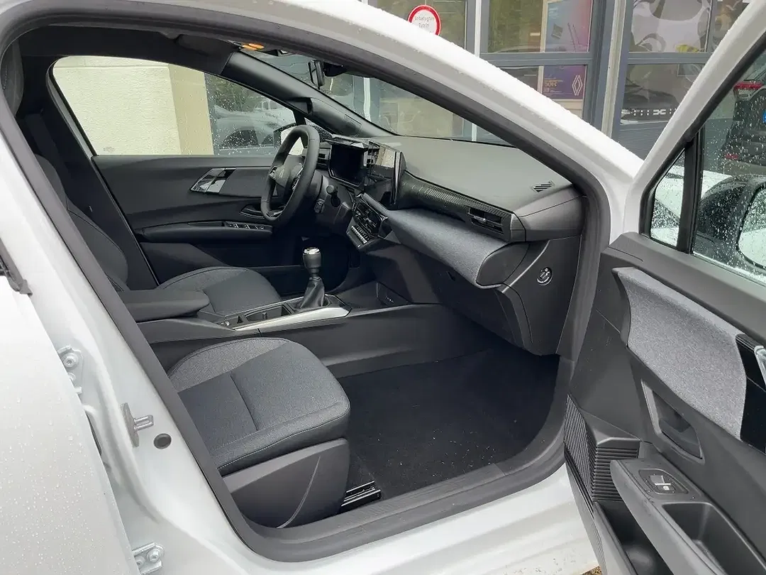 Renault Clio - Thumbnail 11