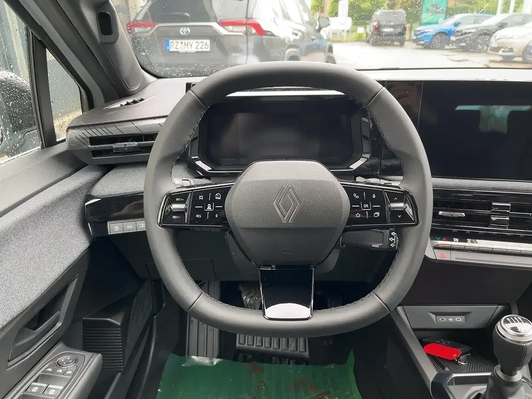 Renault Clio - Thumbnail 9