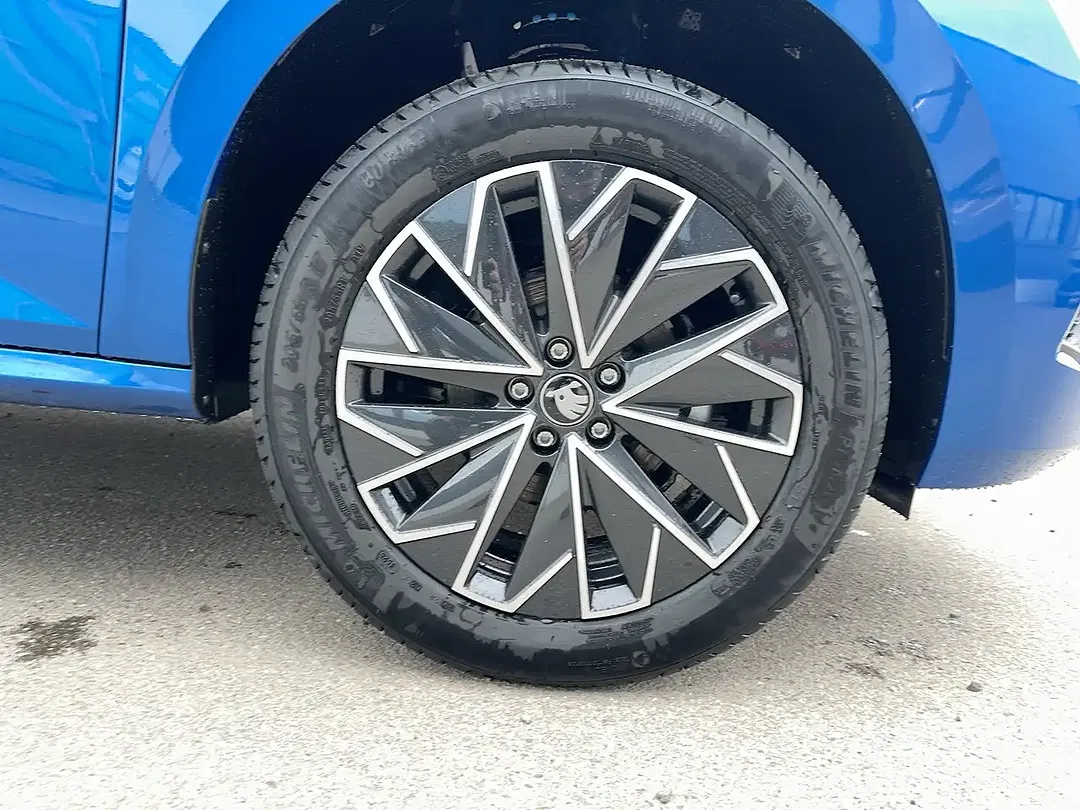 Skoda Kamiq - Thumbnail 7